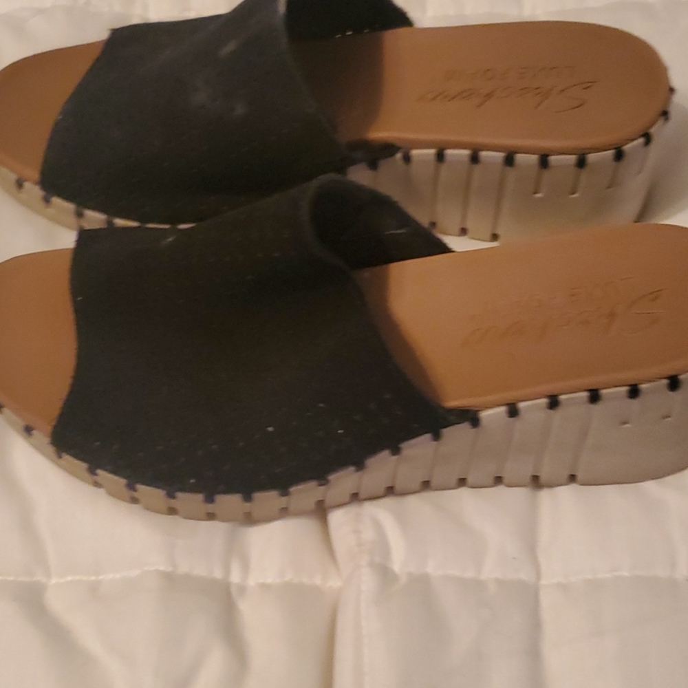 Skecher sandals
